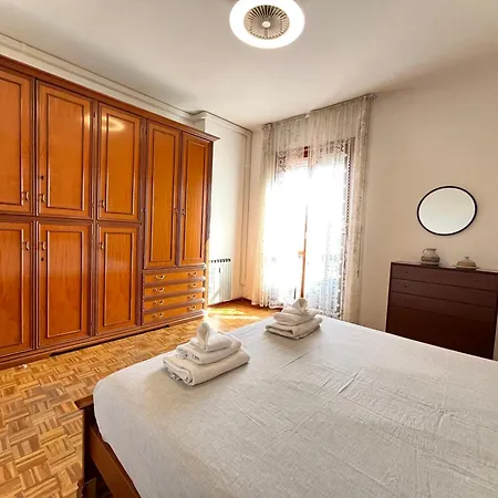 Vespucci House *